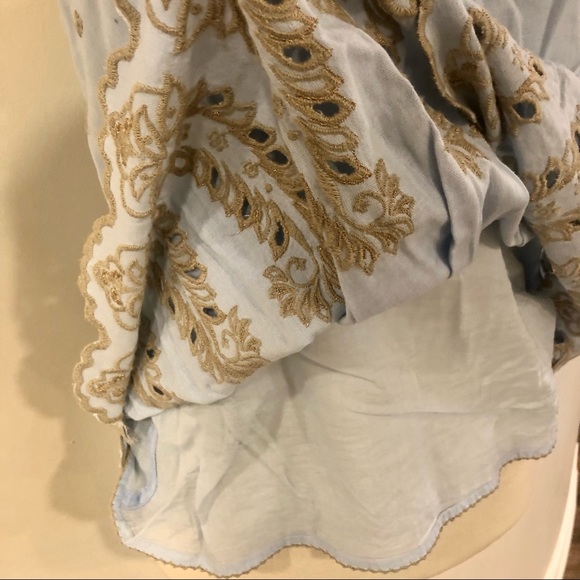 BEAUTIFUL NEVER WORN Anthropologie Top!! - Picture 4 of 8